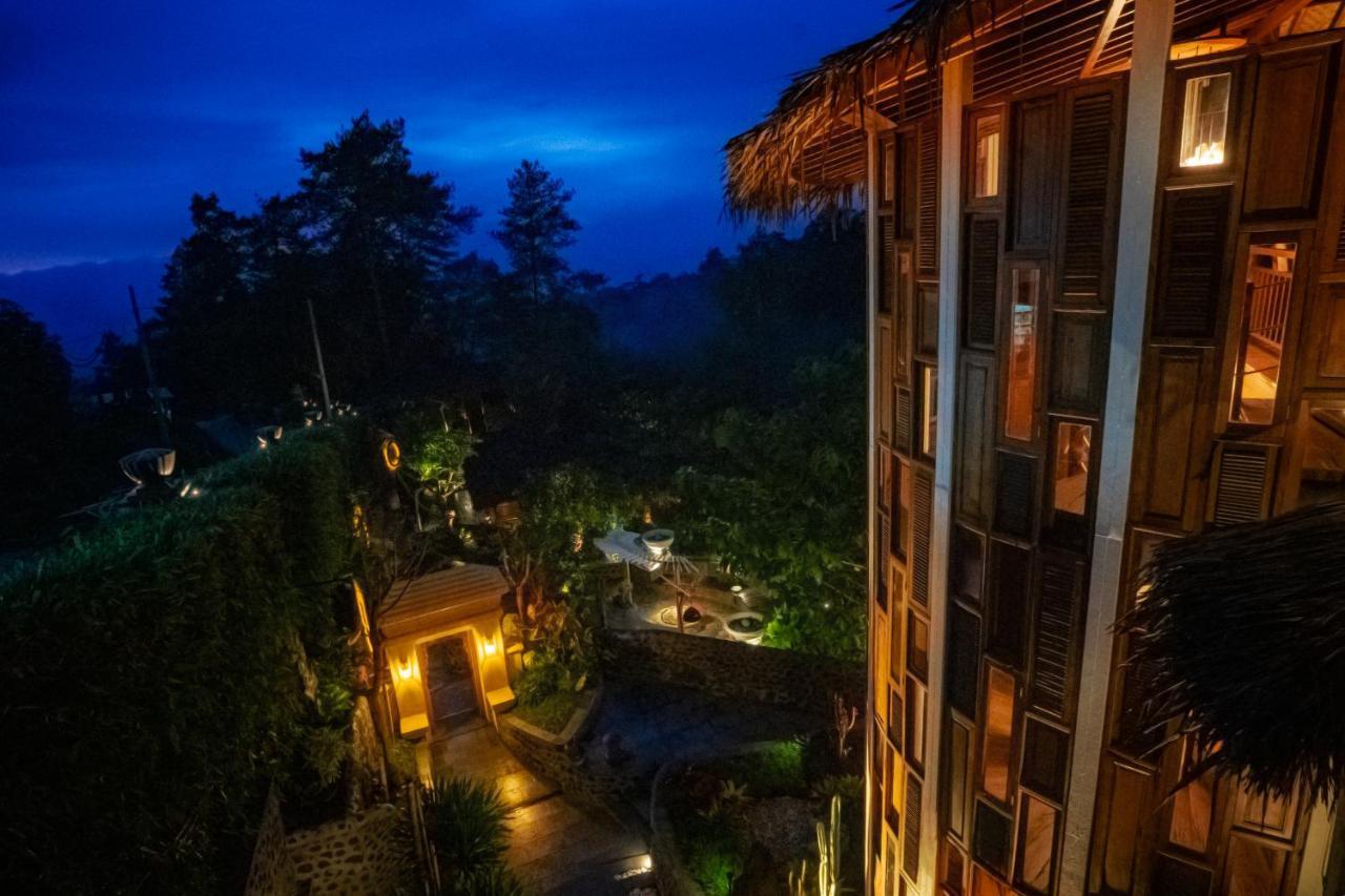 Tira Vilagna Suites & Spa Кинтамани Экстерьер фото