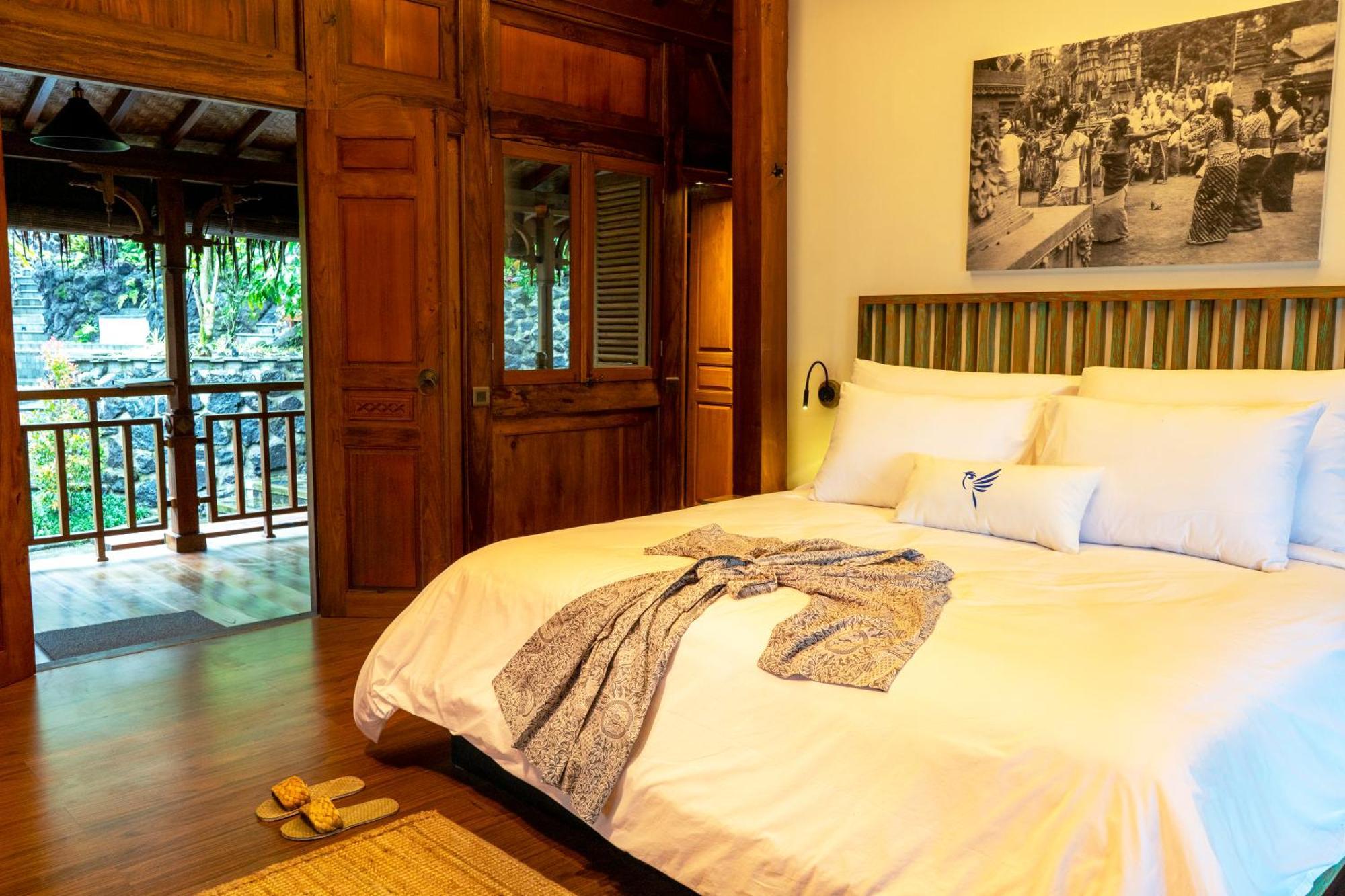 Tira Vilagna Suites & Spa Кинтамани Номер фото
